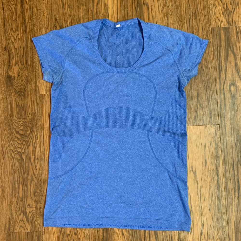 Lululemon Tee